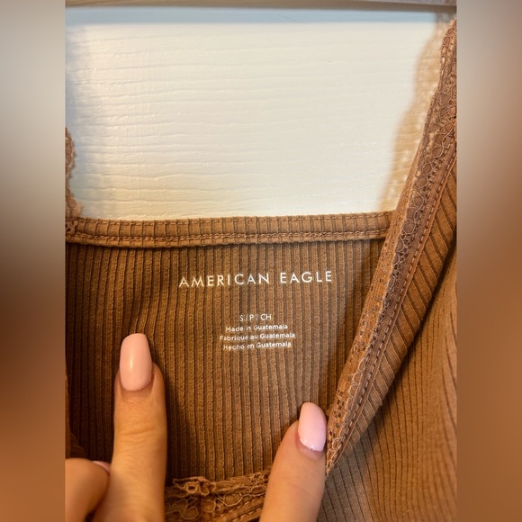 American Eagle Tan Ribbed Lace Trim V-Neck Cropped Tank Top - Picture 6 of 8